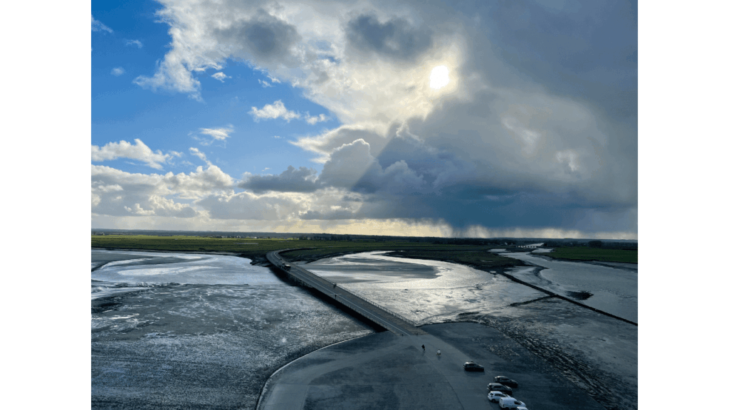 【実体験】モン・サン・ミシェルは日帰りで行ける？レンヌ発モデルコースと注意点まとめ