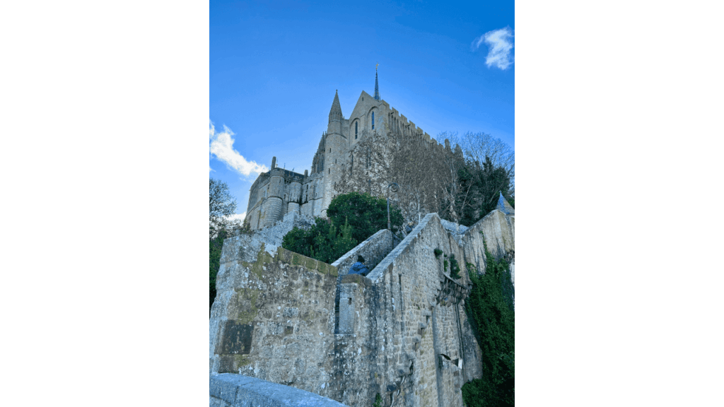 【実体験】モン・サン・ミシェルは日帰りで行ける？レンヌ発モデルコースと注意点まとめ