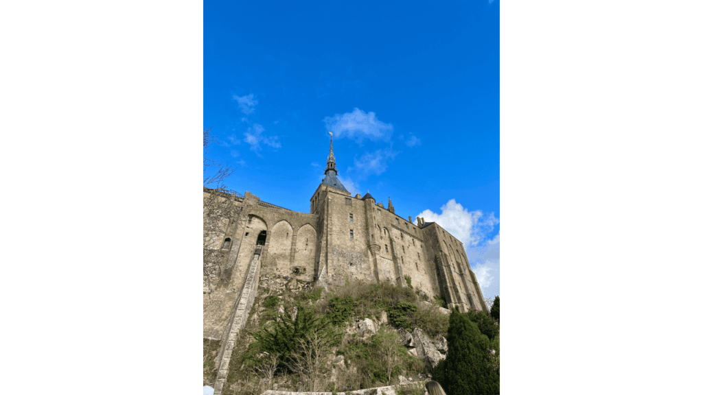 【実体験】モン・サン・ミシェルは日帰りで行ける？レンヌ発モデルコースと注意点まとめ